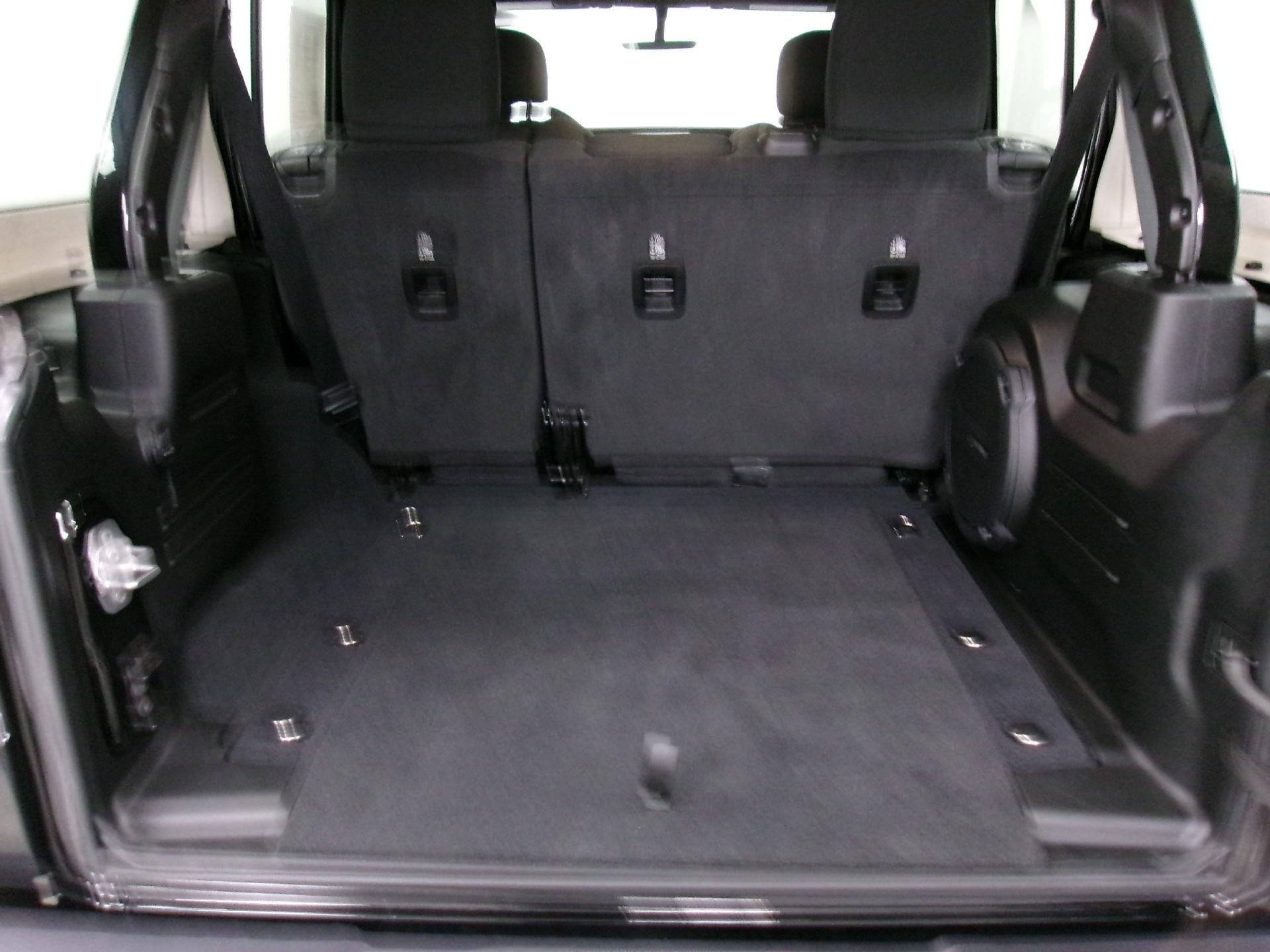 2022 Jeep Wrangler Unlimited Sahara 4x4