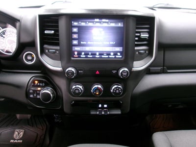 2021 RAM 1500 Big Horn 4x4 Quad Cab 6'4" Box