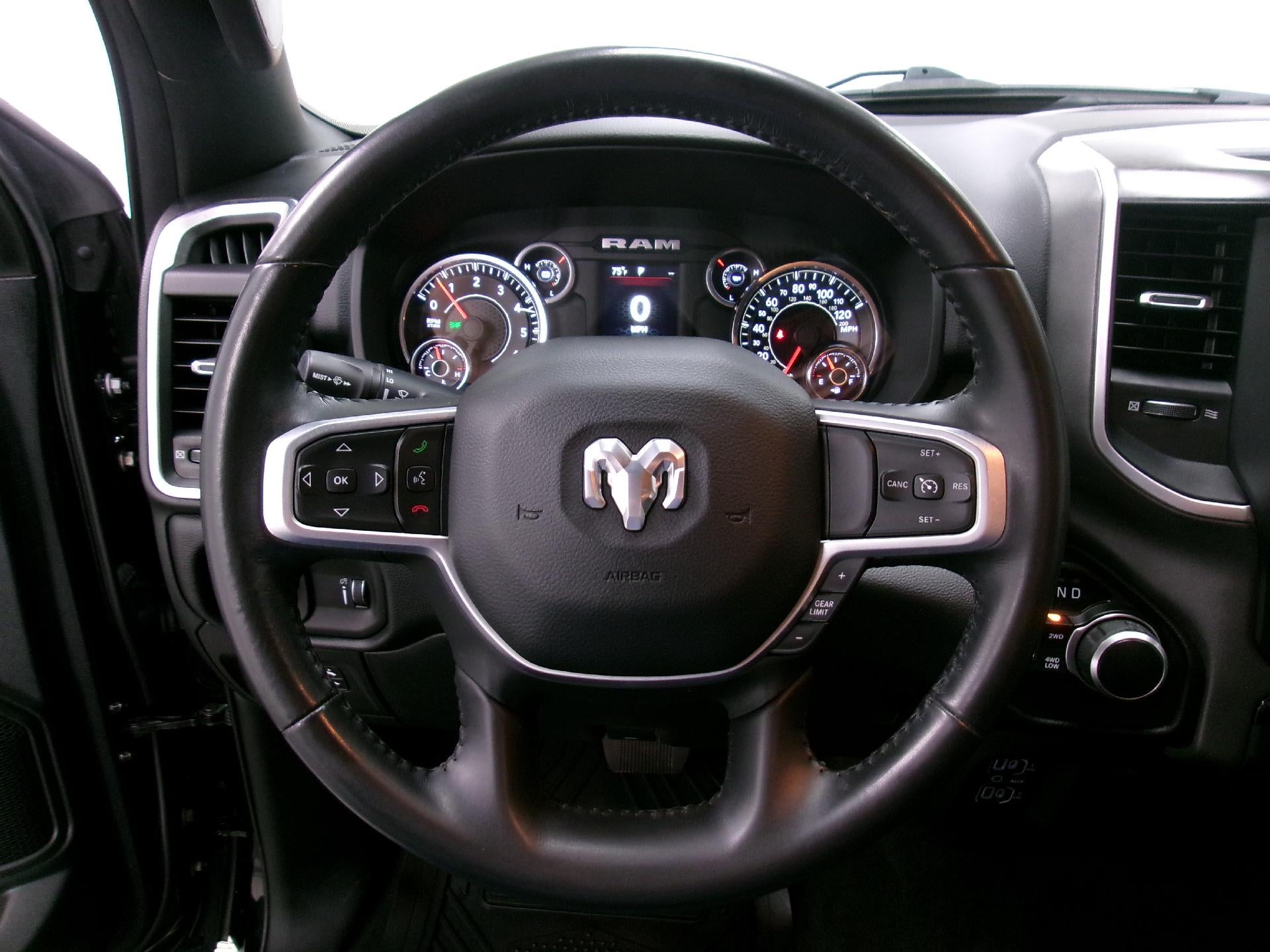 2021 RAM 1500 Big Horn 4x4 Quad Cab 6'4" Box