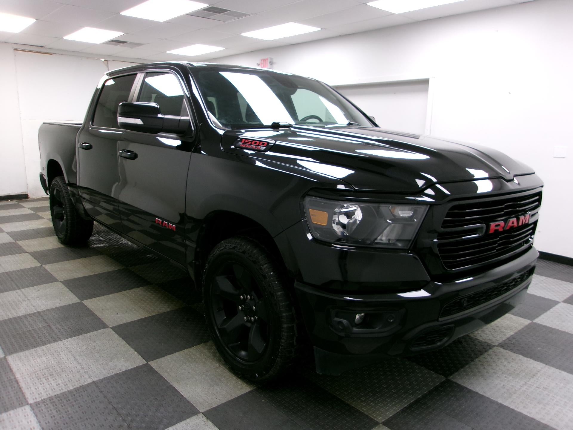 2019 RAM 1500 Big Horn/Lone Star 4x4 Crew Cab 5'7" Box