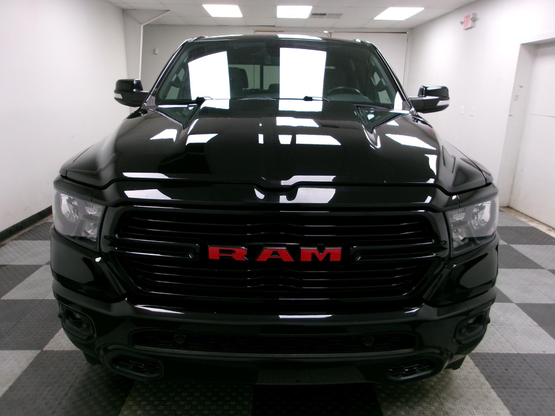 2019 RAM 1500 Big Horn/Lone Star 4x4 Crew Cab 5'7" Box