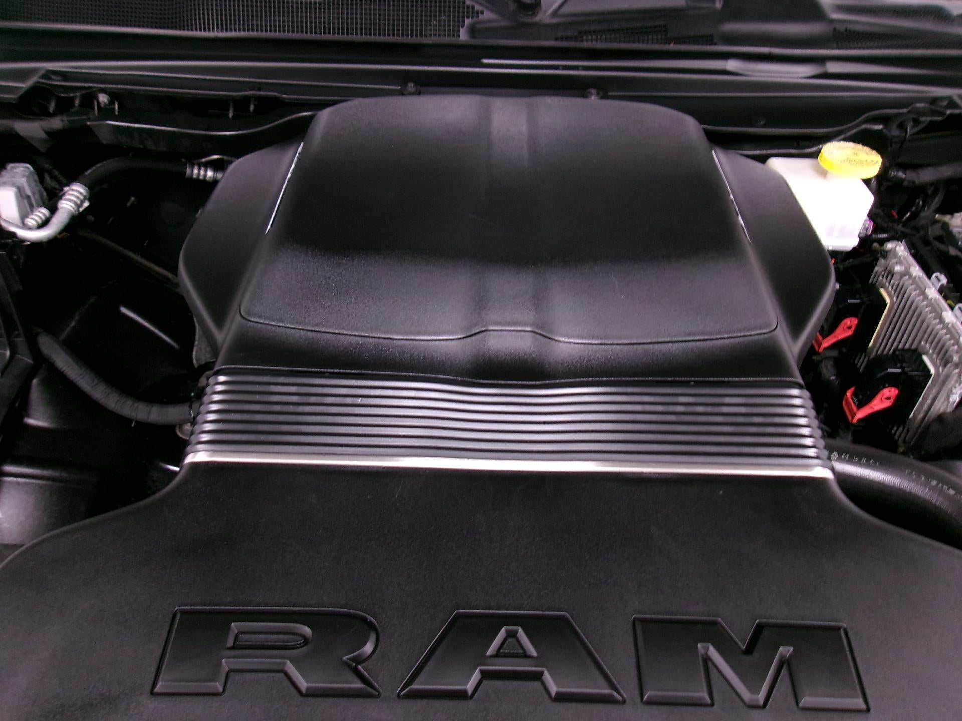 2020 RAM 1500 Limited 4x4 Crew Cab 5'7" Box