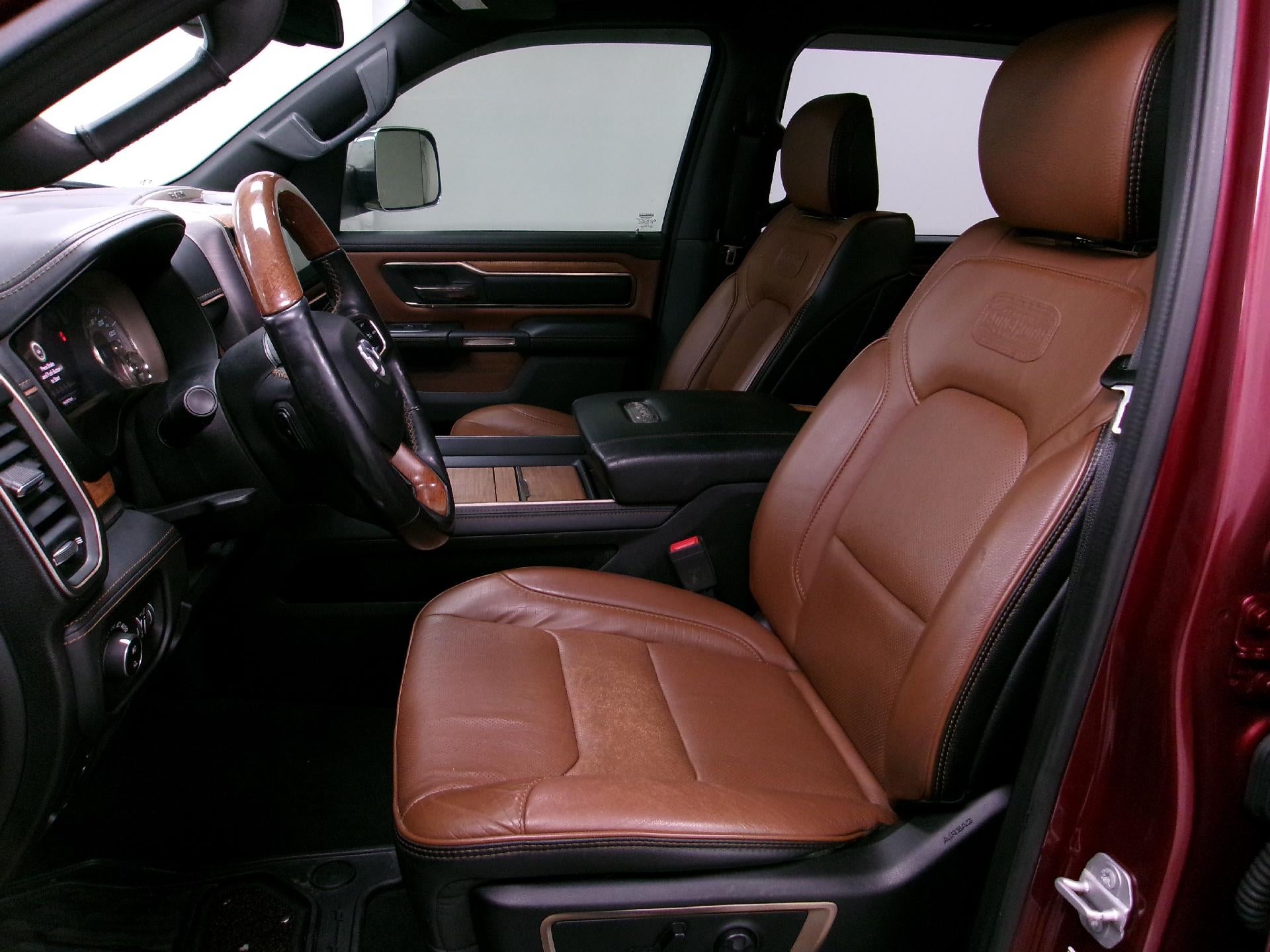 2019 RAM 1500 Longhorn 4x4 Crew Cab 5'7" Box