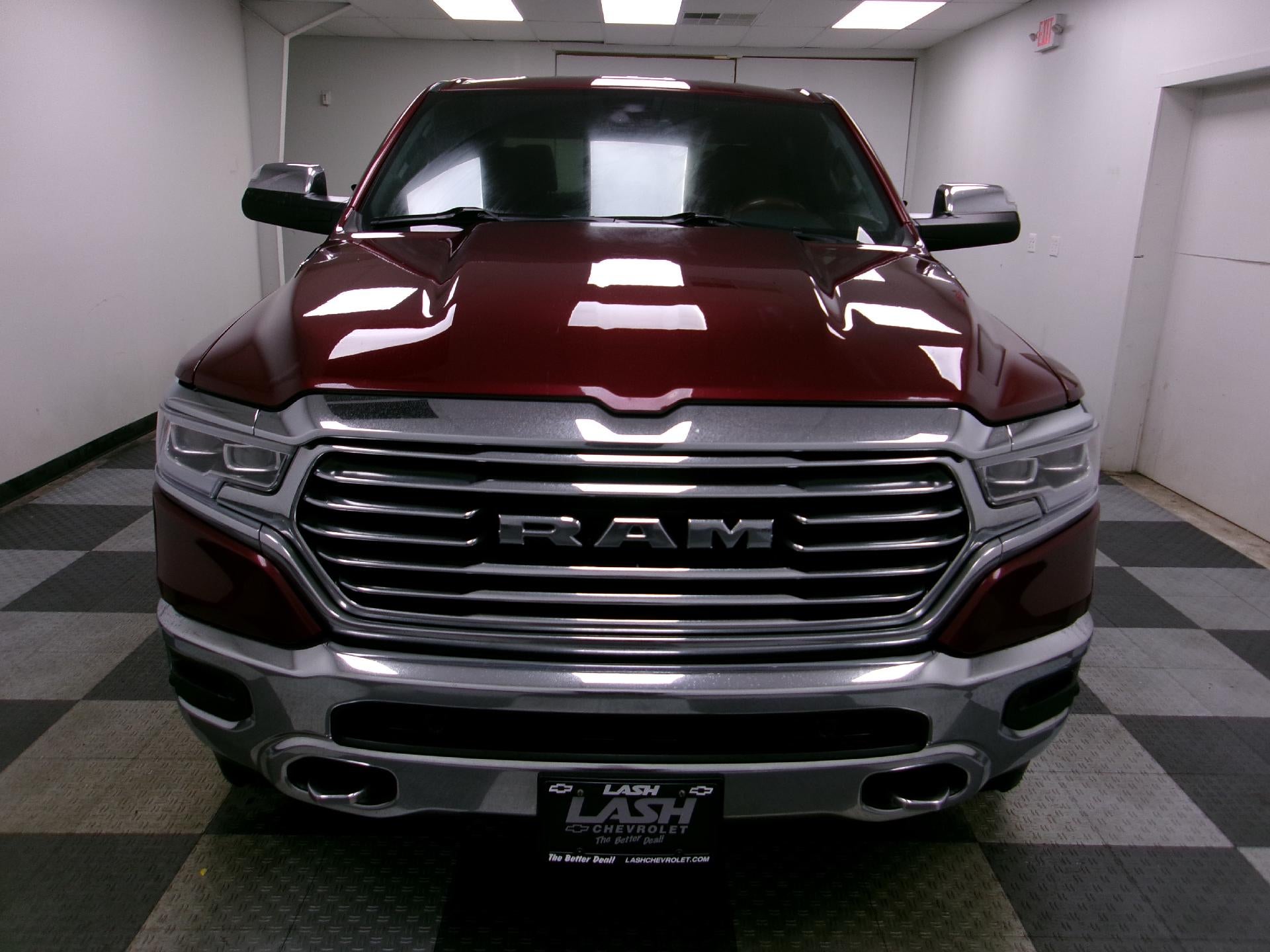 2019 RAM 1500 Longhorn 4x4 Crew Cab 5'7" Box