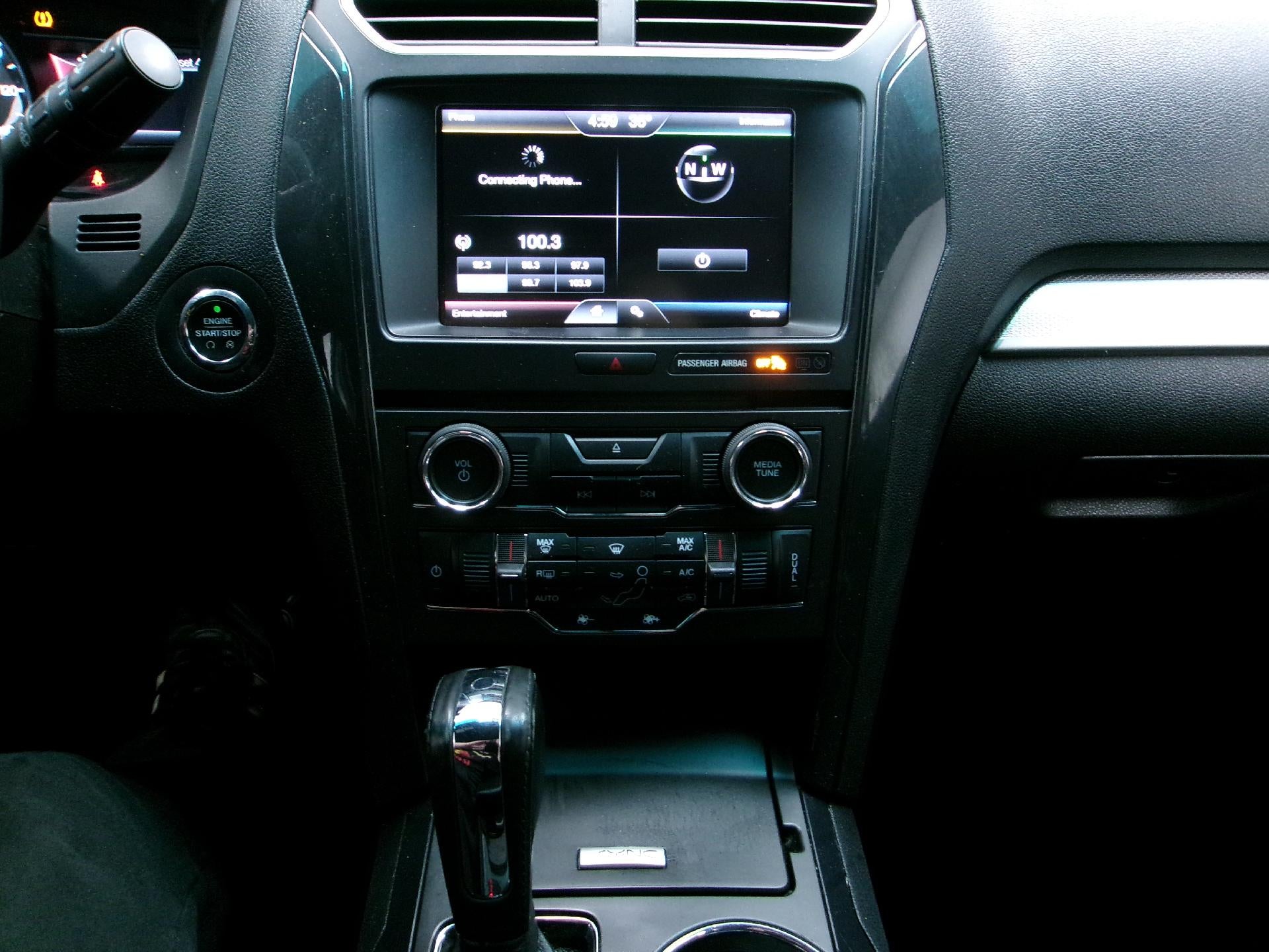 2016 Ford Explorer 4WD 4dr XLT