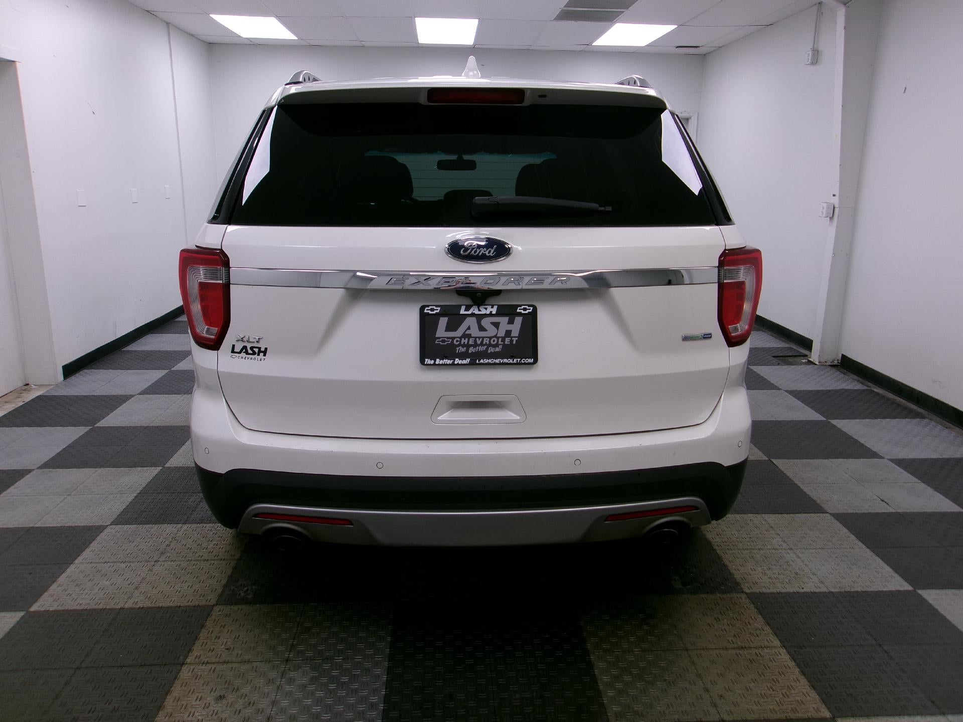 2016 Ford Explorer 4WD 4dr XLT