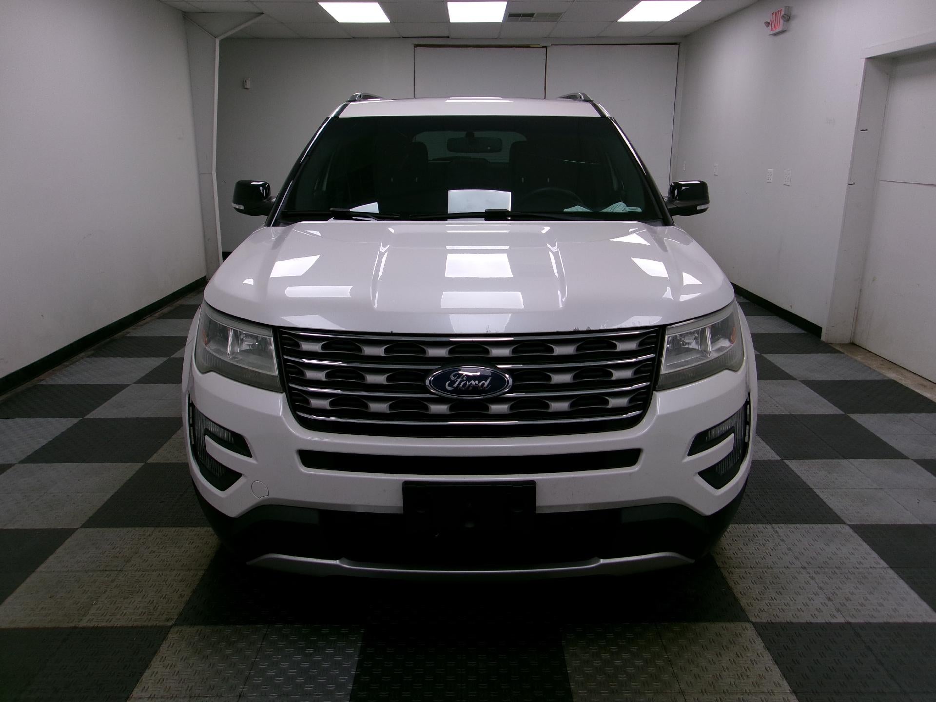 2016 Ford Explorer 4WD 4dr XLT