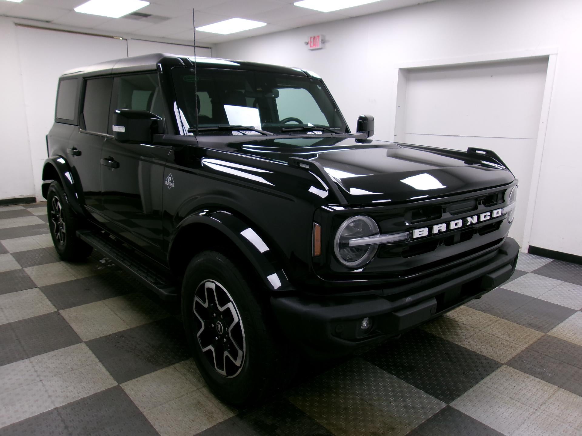 2022 Ford Bronco Outer Banks 4 Door 4x4