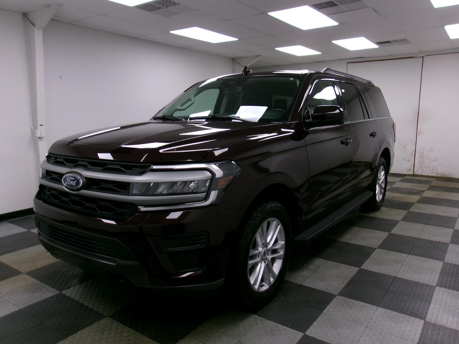 2024 Ford Expedition Max XLT 4x4