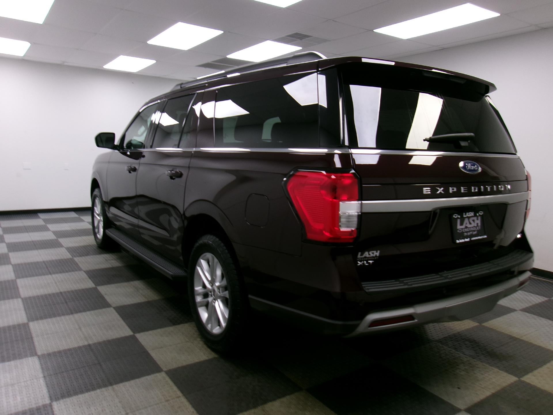 2024 Ford Expedition Max XLT 4x4