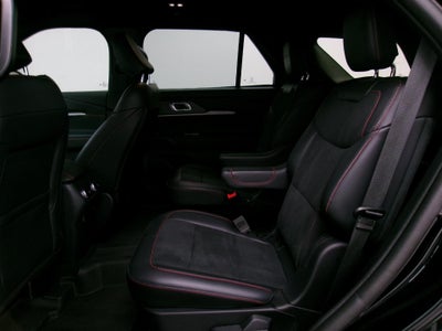 2025 Ford Explorer ST 4WD