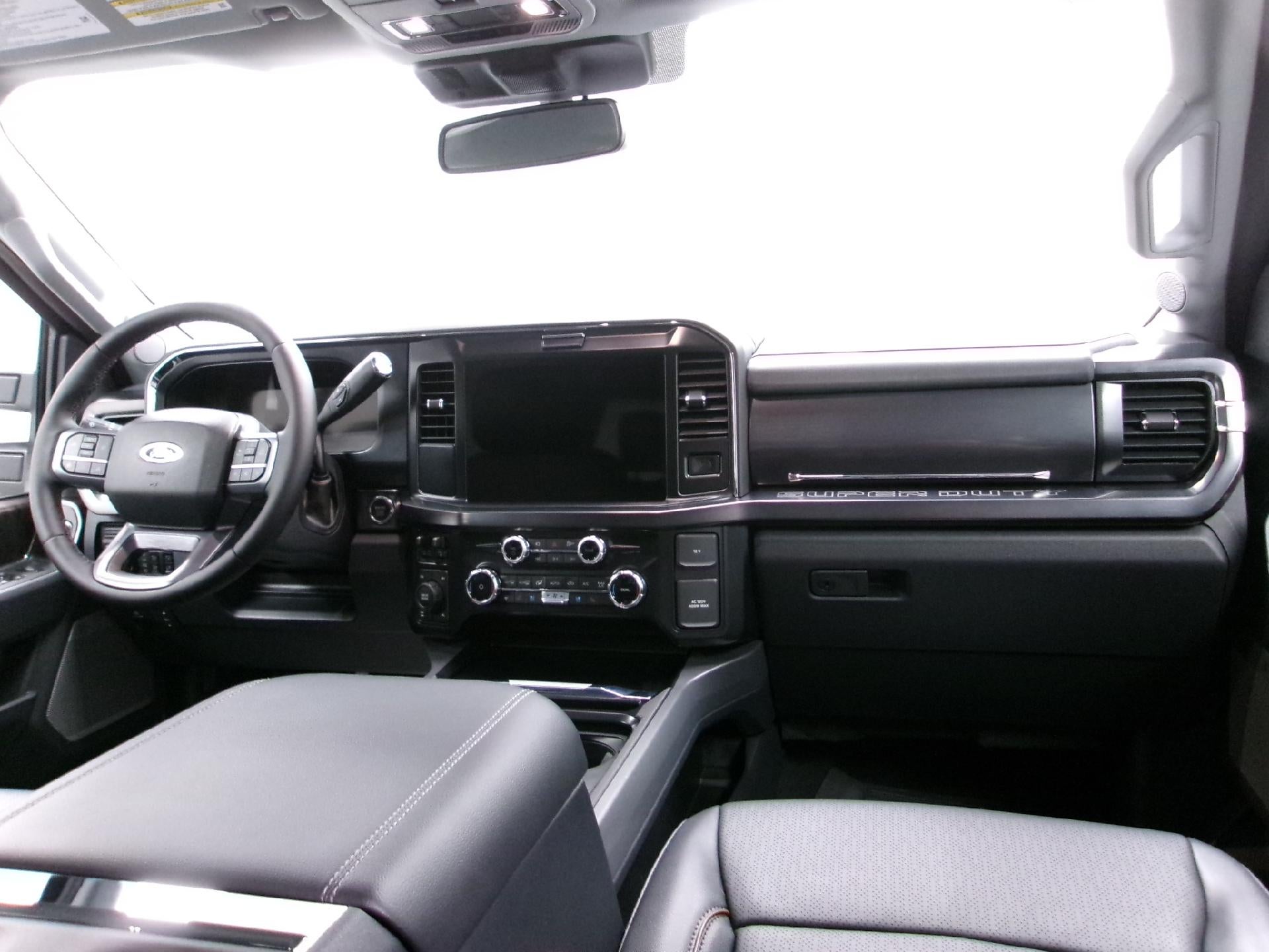 2026 Ford Super Duty F-350 SRW LARIAT 4WD Crew Cab 6.75' Box