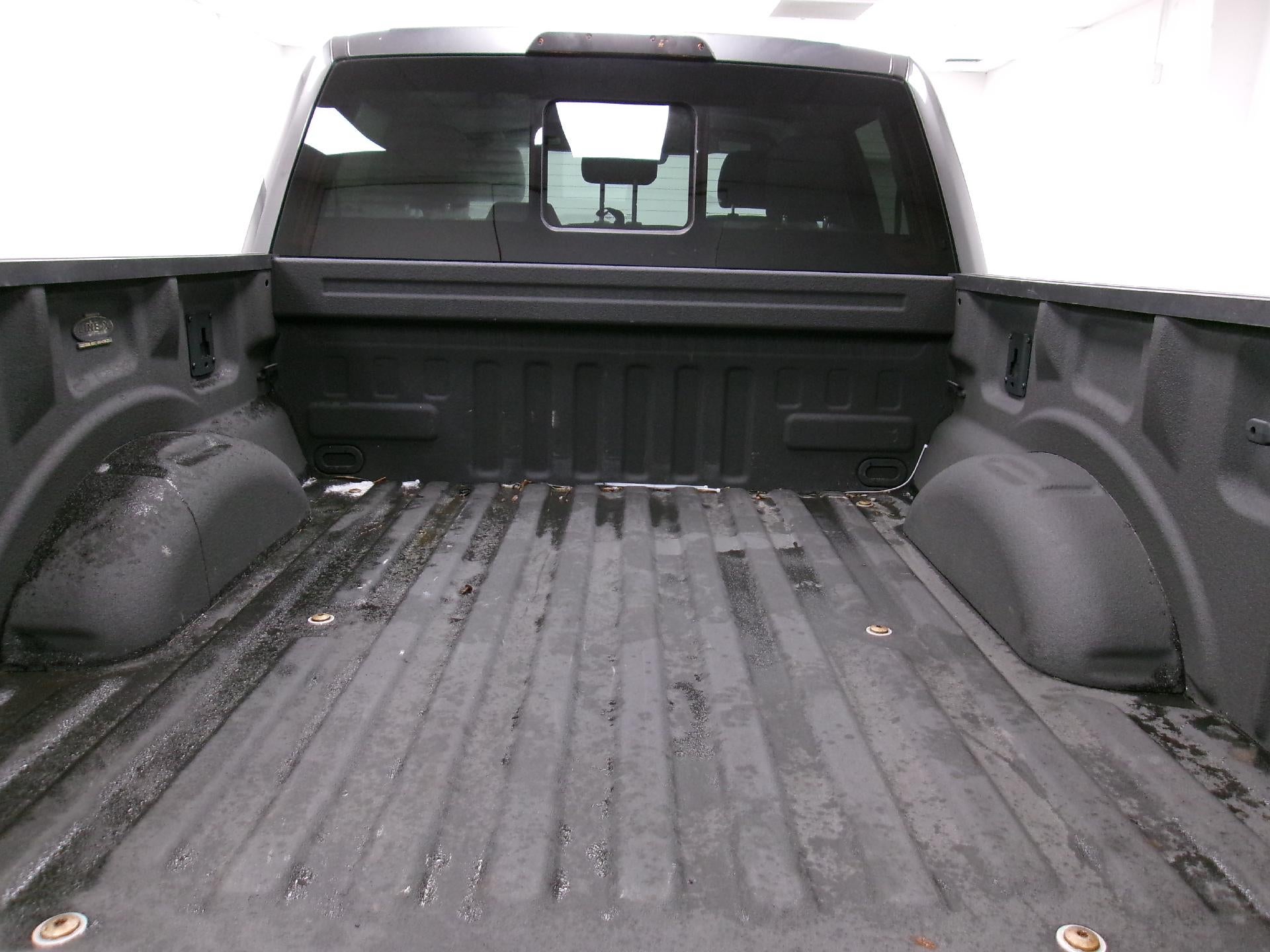 2015 Ford F-150 4WD SuperCrew 5-1/2 Ft Box XLT