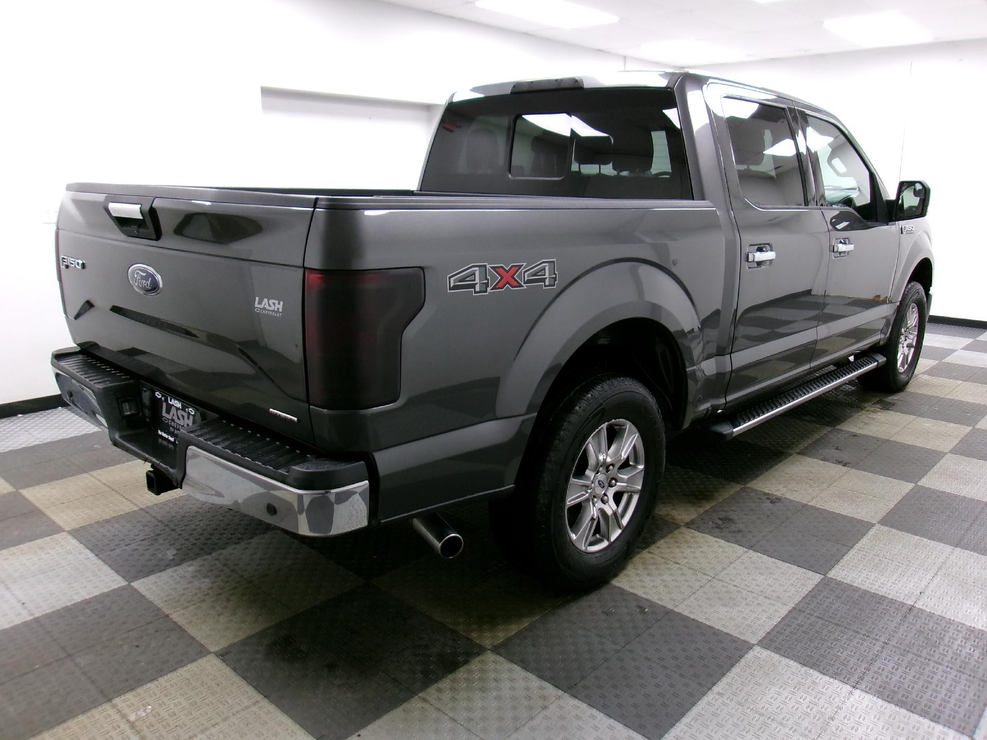 2015 Ford F-150 4WD SuperCrew 5-1/2 Ft Box XLT