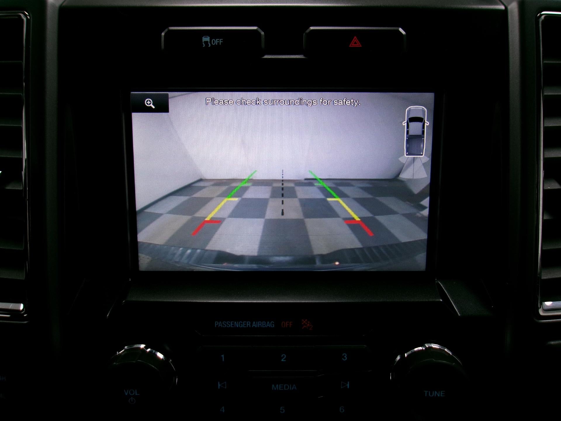 2015 Ford F-150 4WD SuperCrew 5-1/2 Ft Box XLT