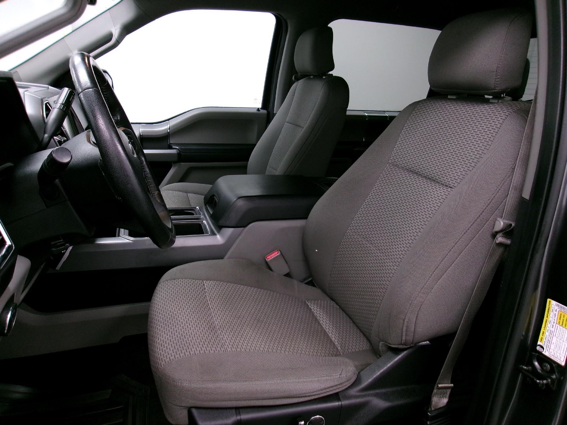 2015 Ford F-150 4WD SuperCrew 5-1/2 Ft Box XLT