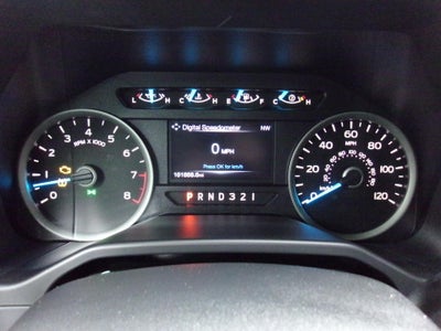 2015 Ford F-150 4WD SuperCrew 5-1/2 Ft Box XLT