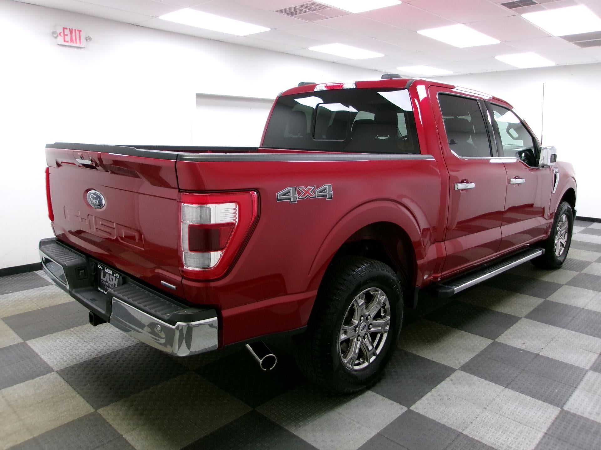 2023 Ford F-150 LARIAT 4WD SuperCrew 5.5' Box