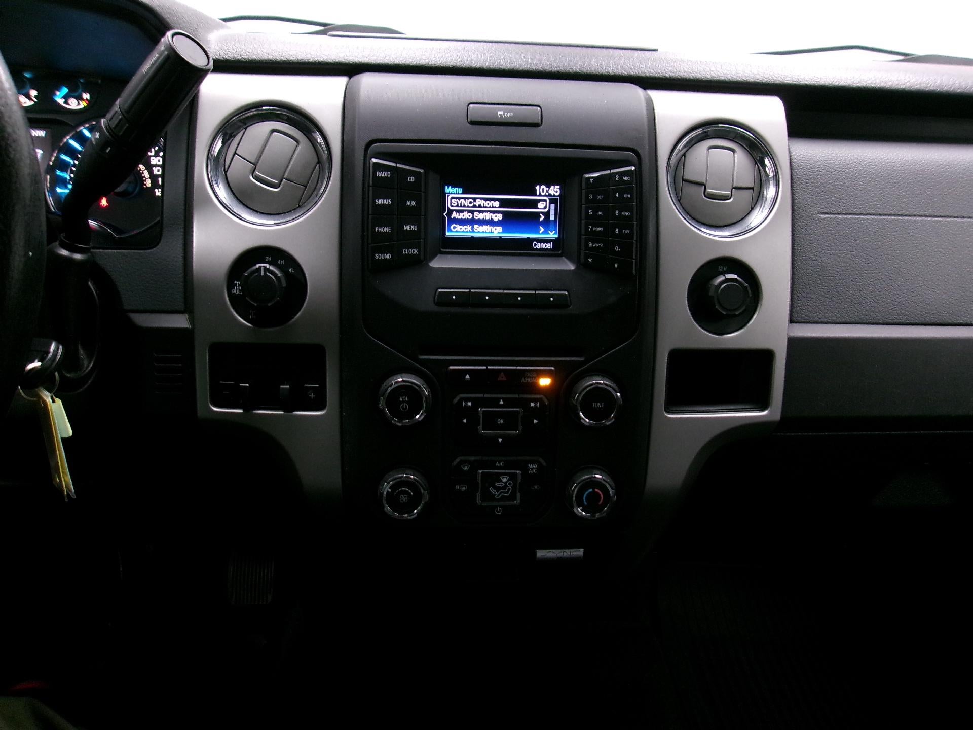2014 Ford F-150 4WD SuperCab 6-1/2 Ft Box XLT