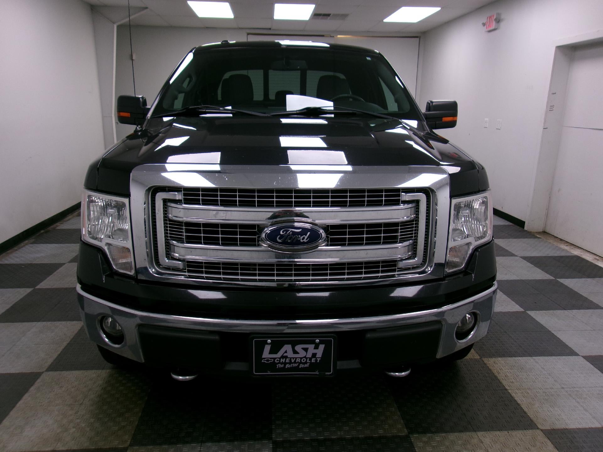 2014 Ford F-150 4WD SuperCab 6-1/2 Ft Box XLT