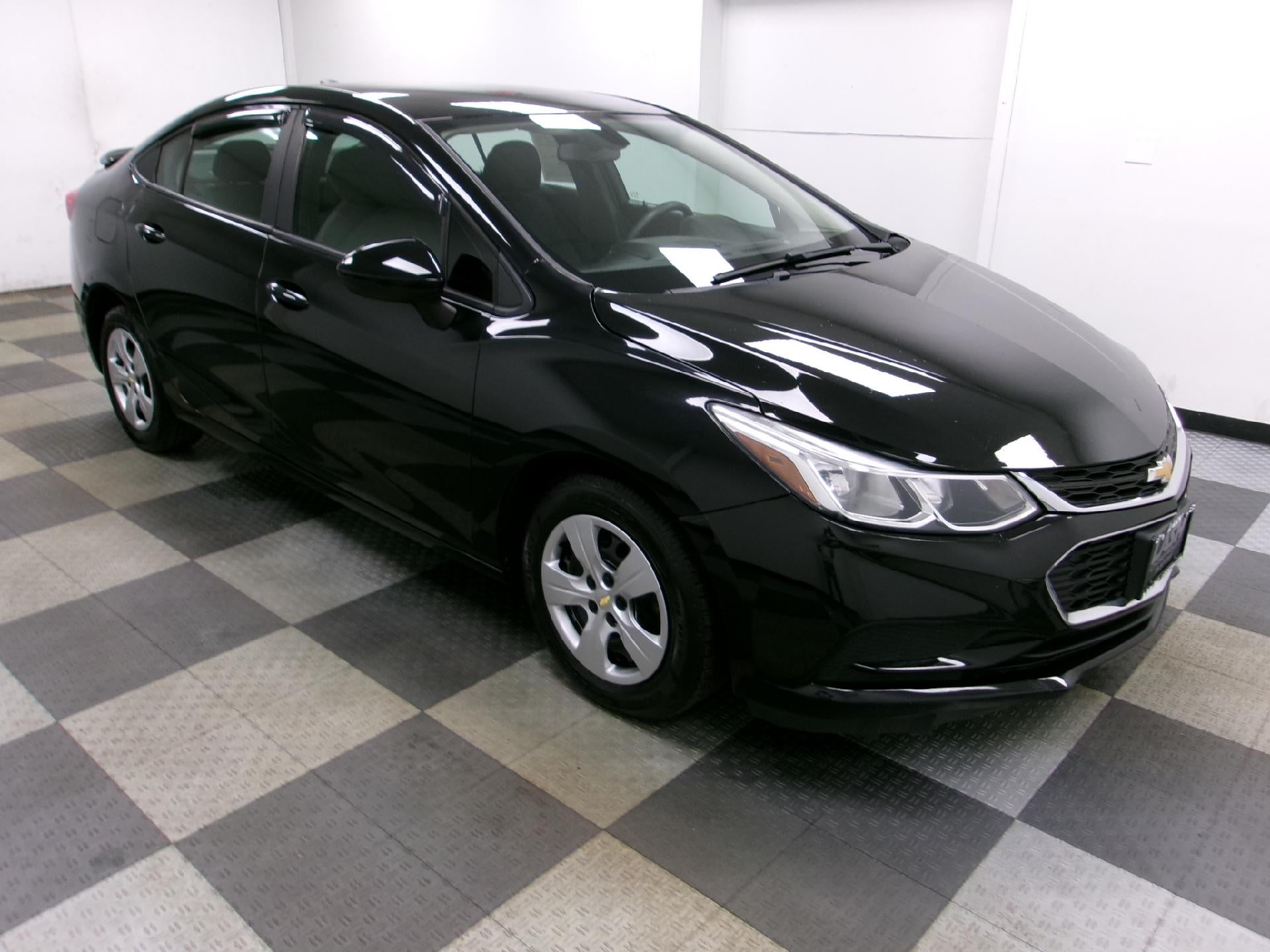 2018 Chevrolet Cruze Sedan LS (Automatic)