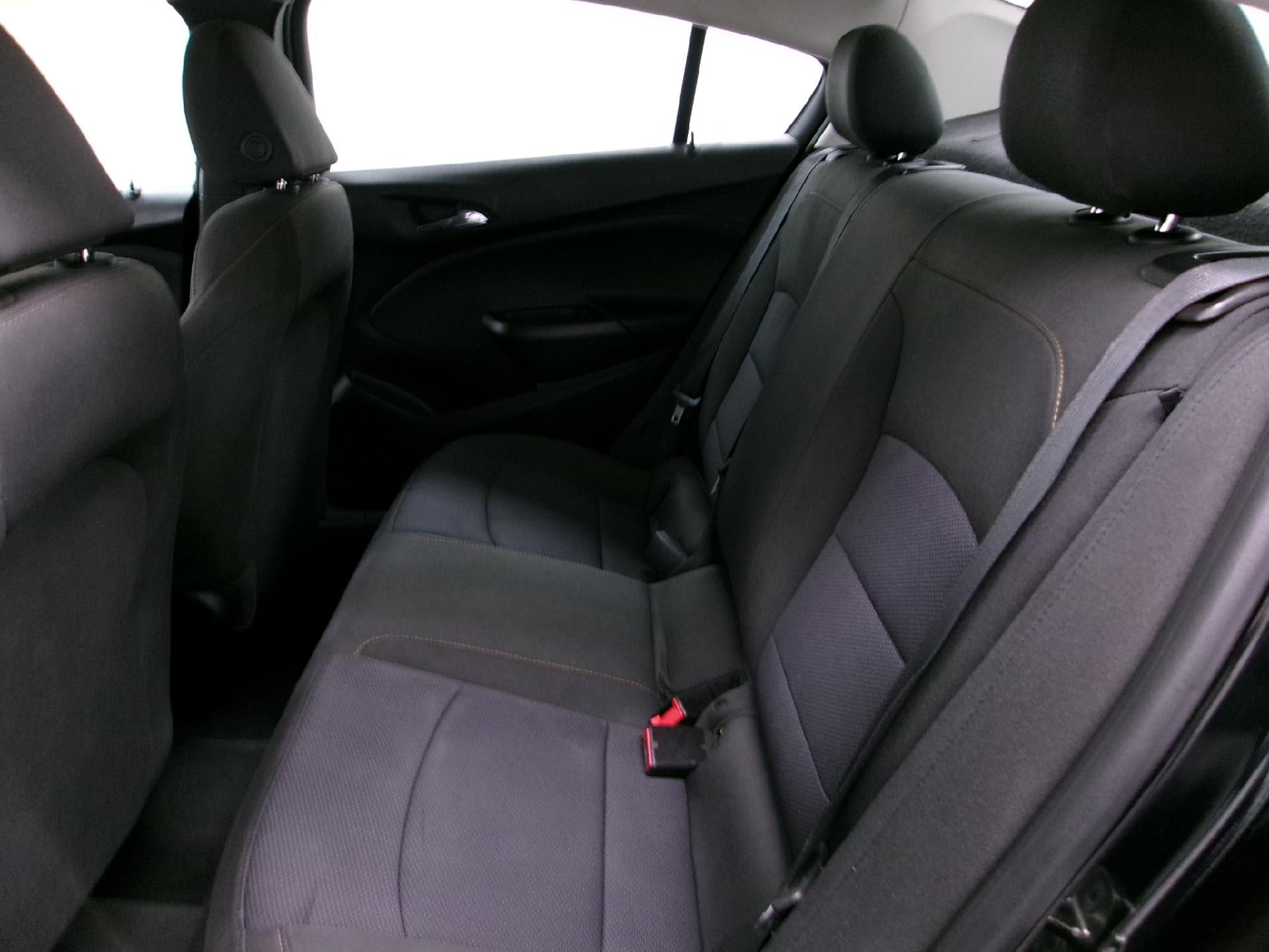 2018 Chevrolet Cruze Sedan LS (Automatic)