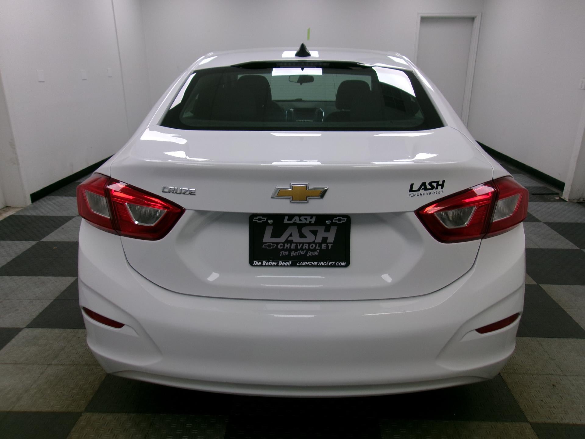 2019 Chevrolet Cruze Sedan LS
