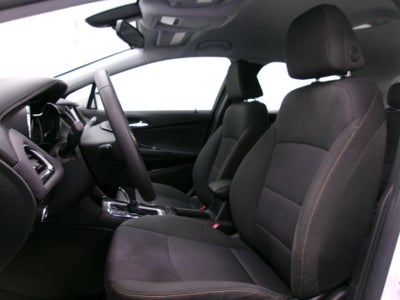 2019 Chevrolet Cruze Sedan LS