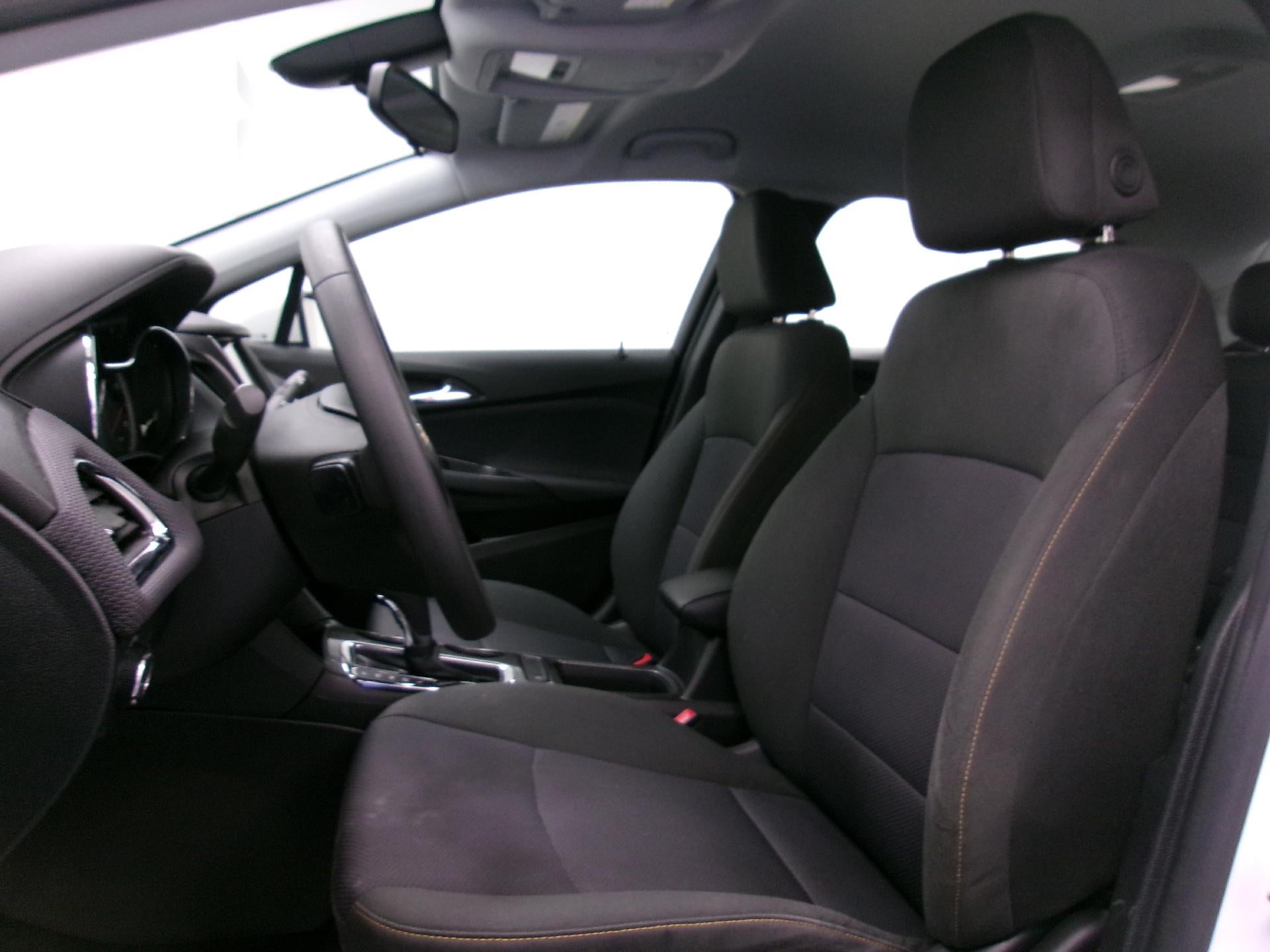 2019 Chevrolet Cruze Sedan LS