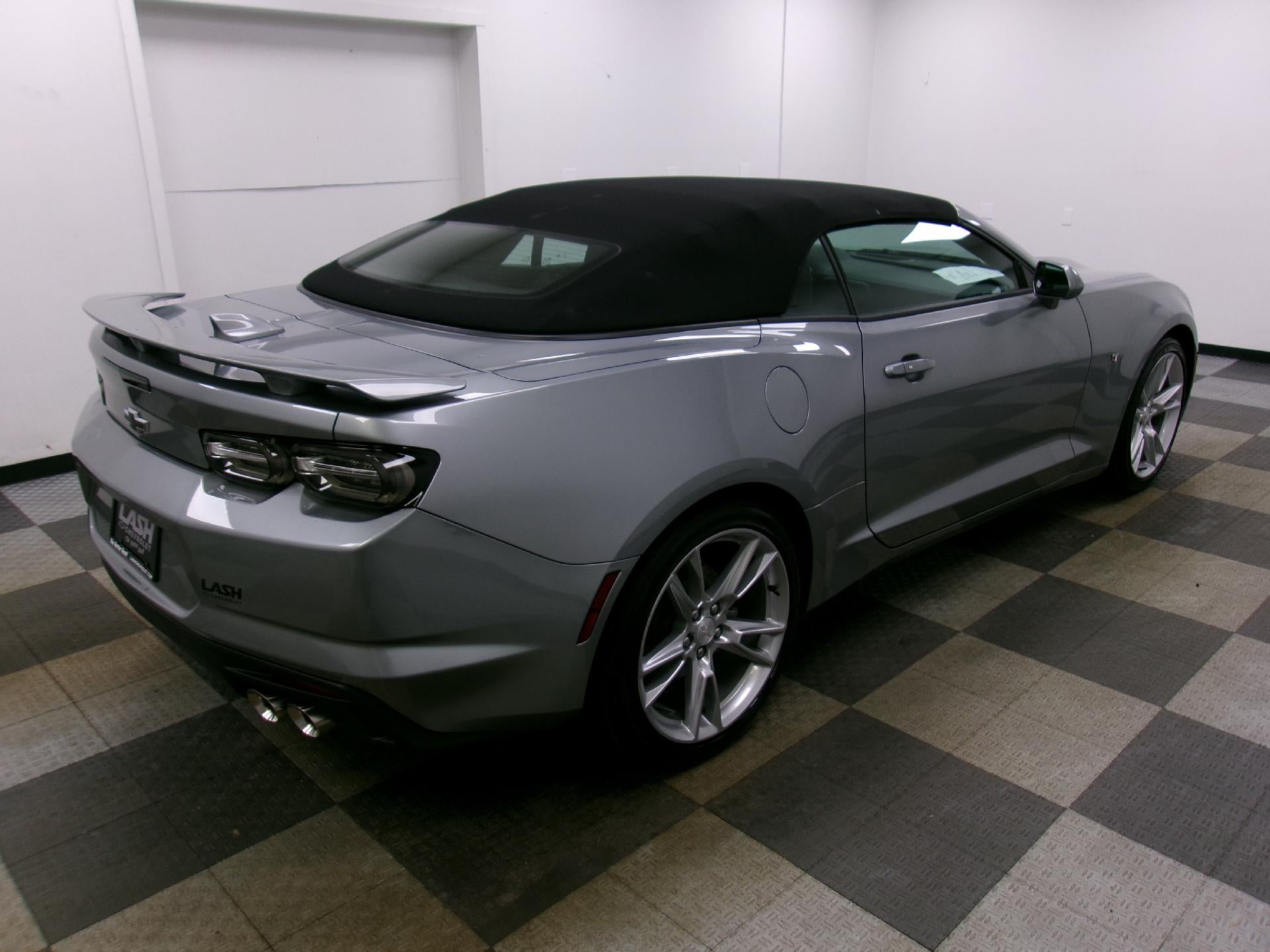 2024 Chevrolet Camaro 2dr Convertible 2LT
