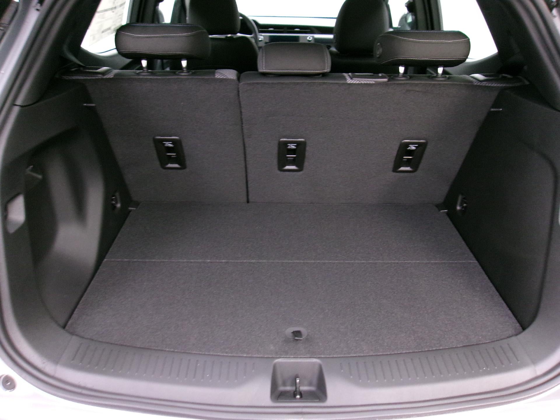 2027 Chevrolet Bolt FWD 4dr LT