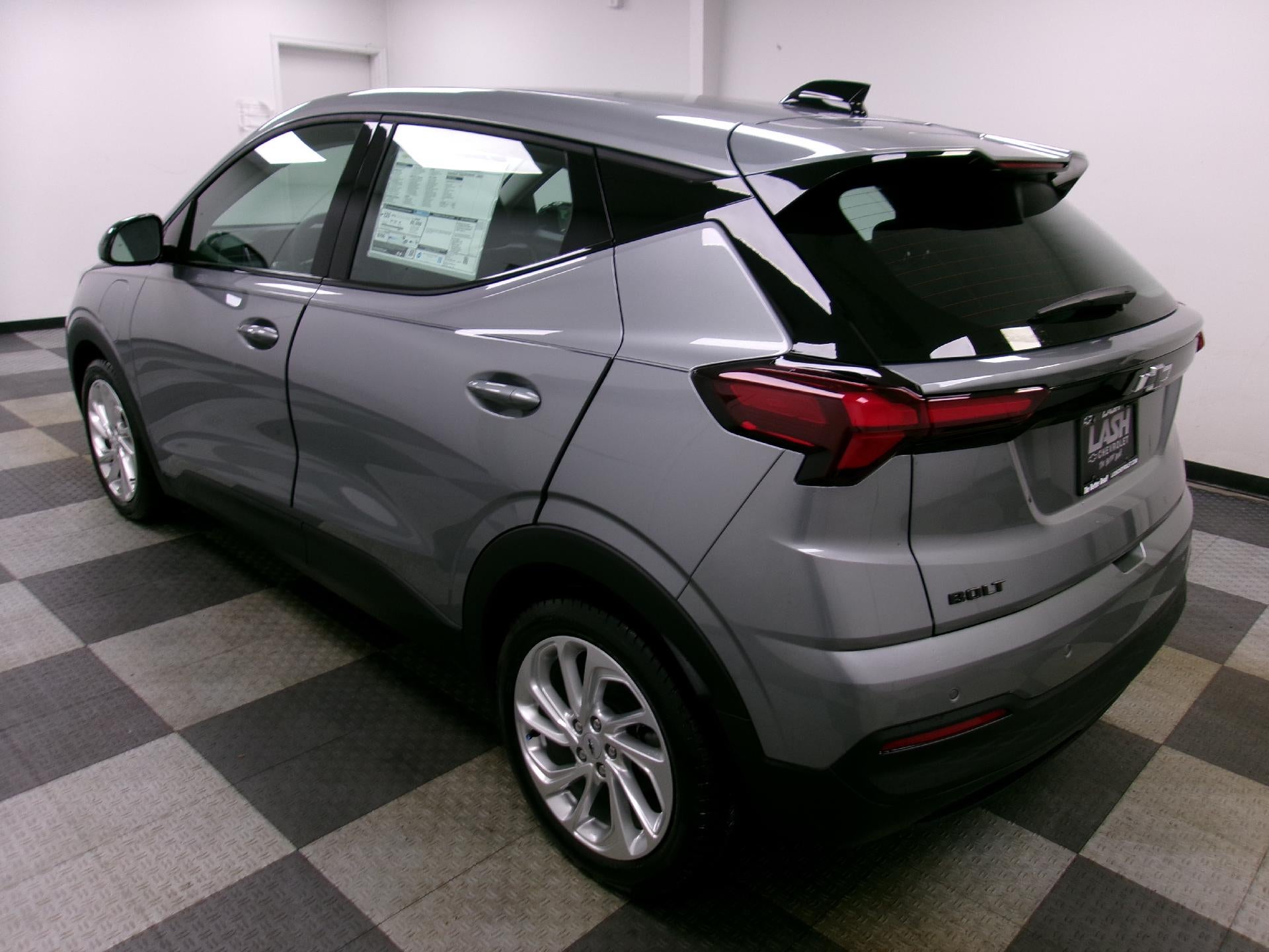 2027 Chevrolet Bolt FWD 4dr LT