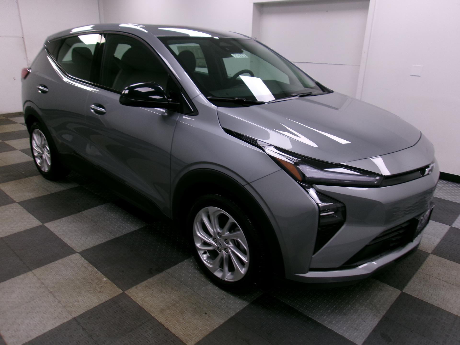 2027 Chevrolet Bolt FWD 4dr LT