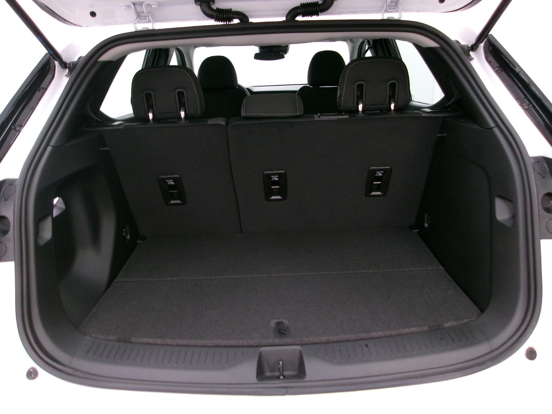 2027 Chevrolet Bolt FWD 4dr LT
