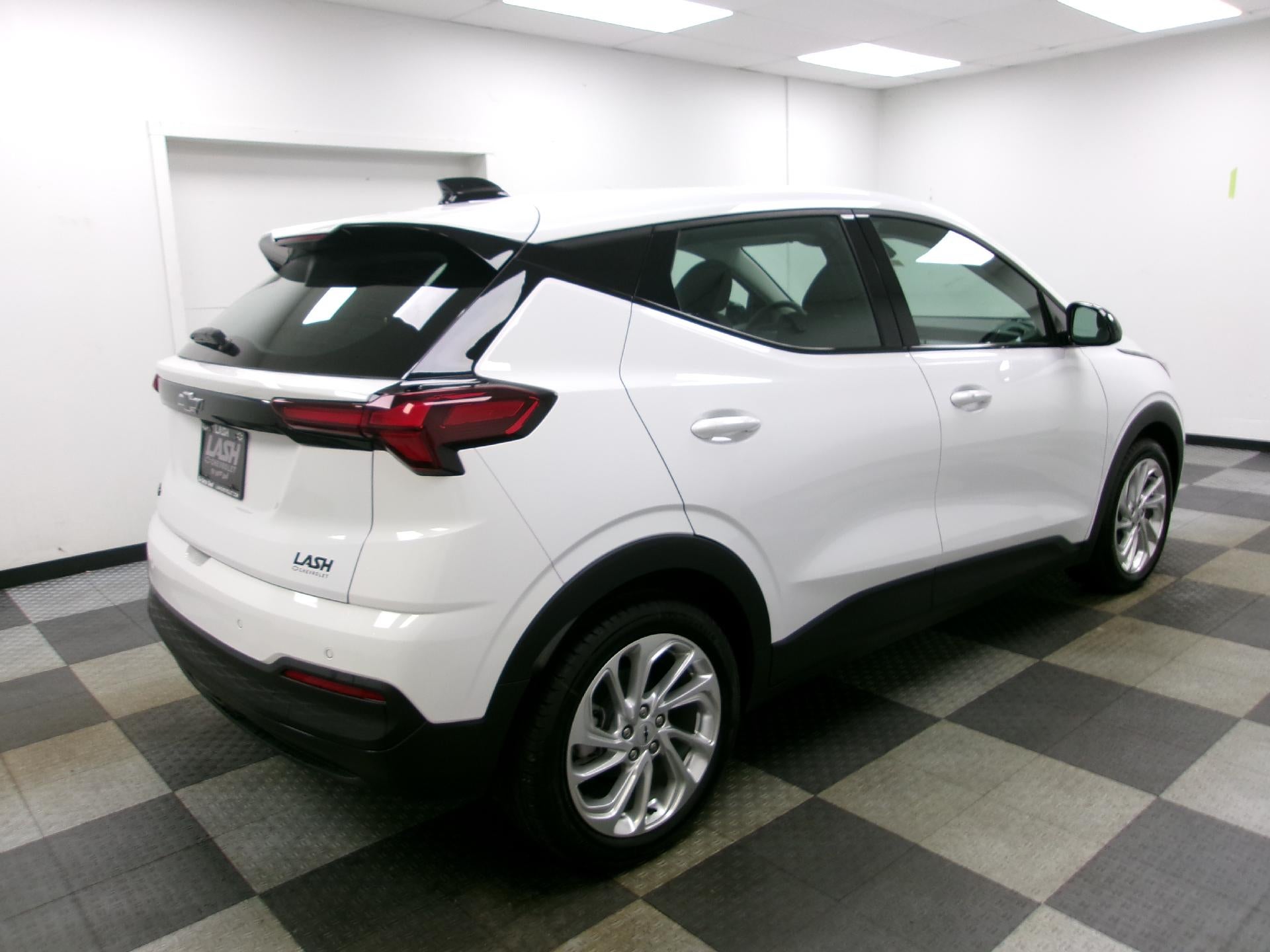 2027 Chevrolet Bolt FWD 4dr LT