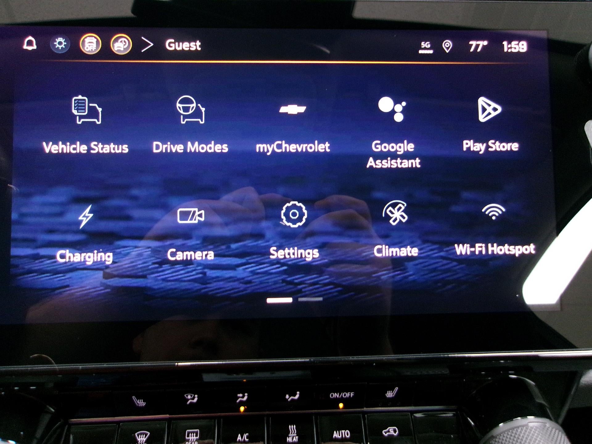 2027 Chevrolet Bolt FWD 4dr LT
