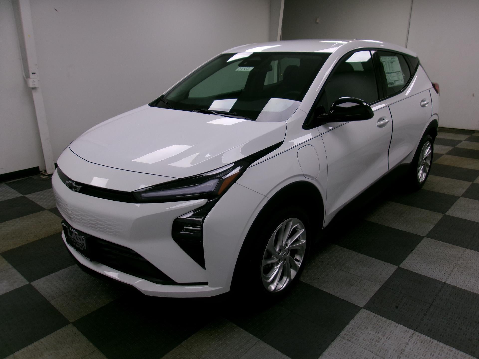 2027 Chevrolet Bolt FWD 4dr LT