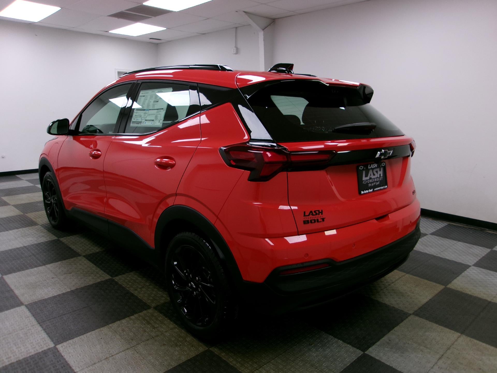 2027 Chevrolet Bolt FWD 4dr RS