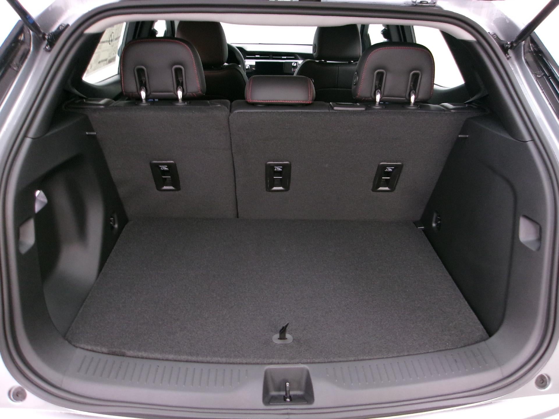 2027 Chevrolet Bolt FWD 4dr RS