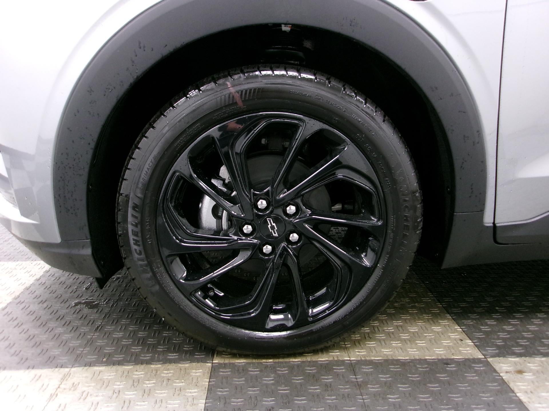 2027 Chevrolet Bolt FWD 4dr RS