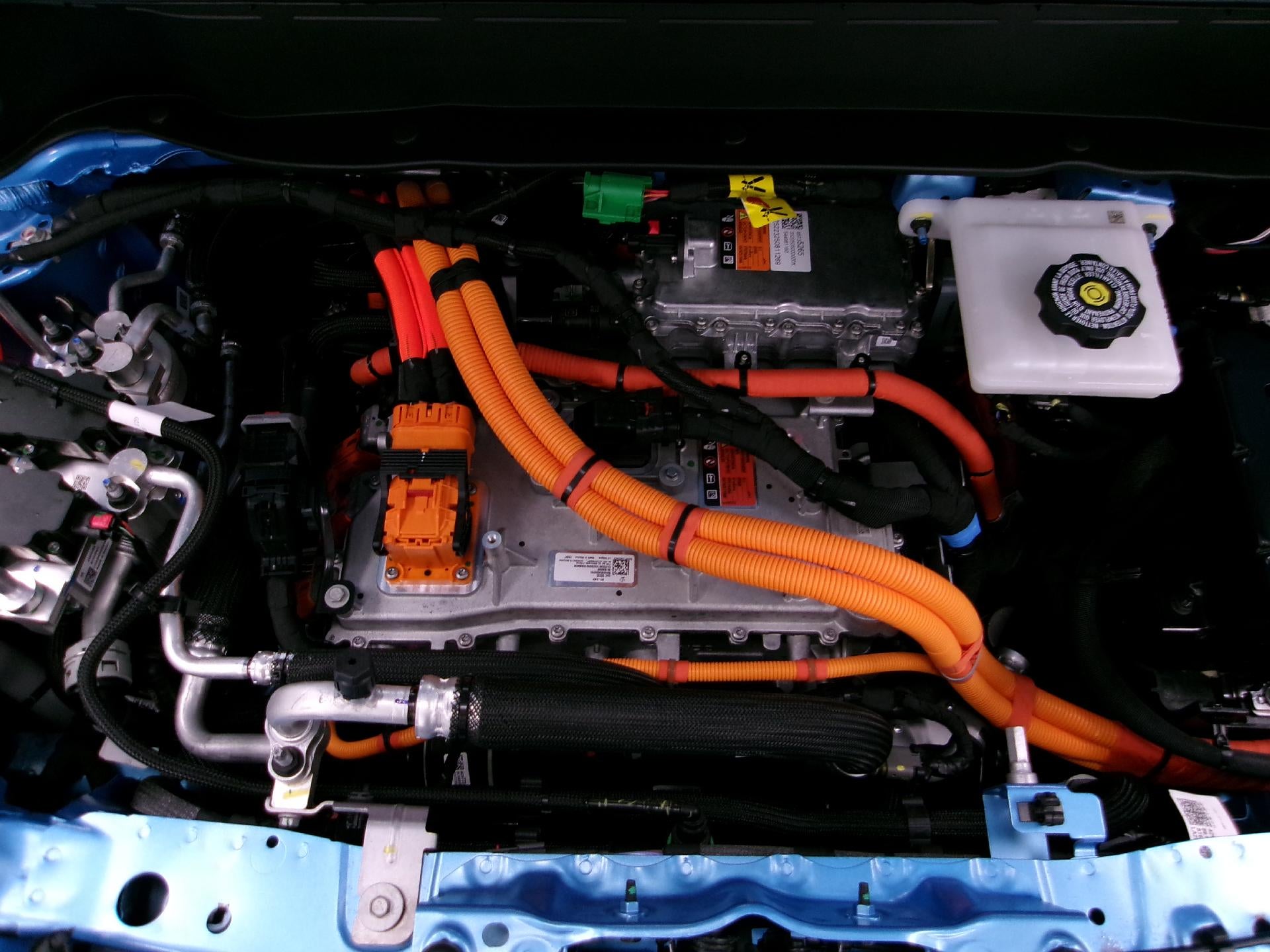 2027 Chevrolet Bolt FWD 4dr RS