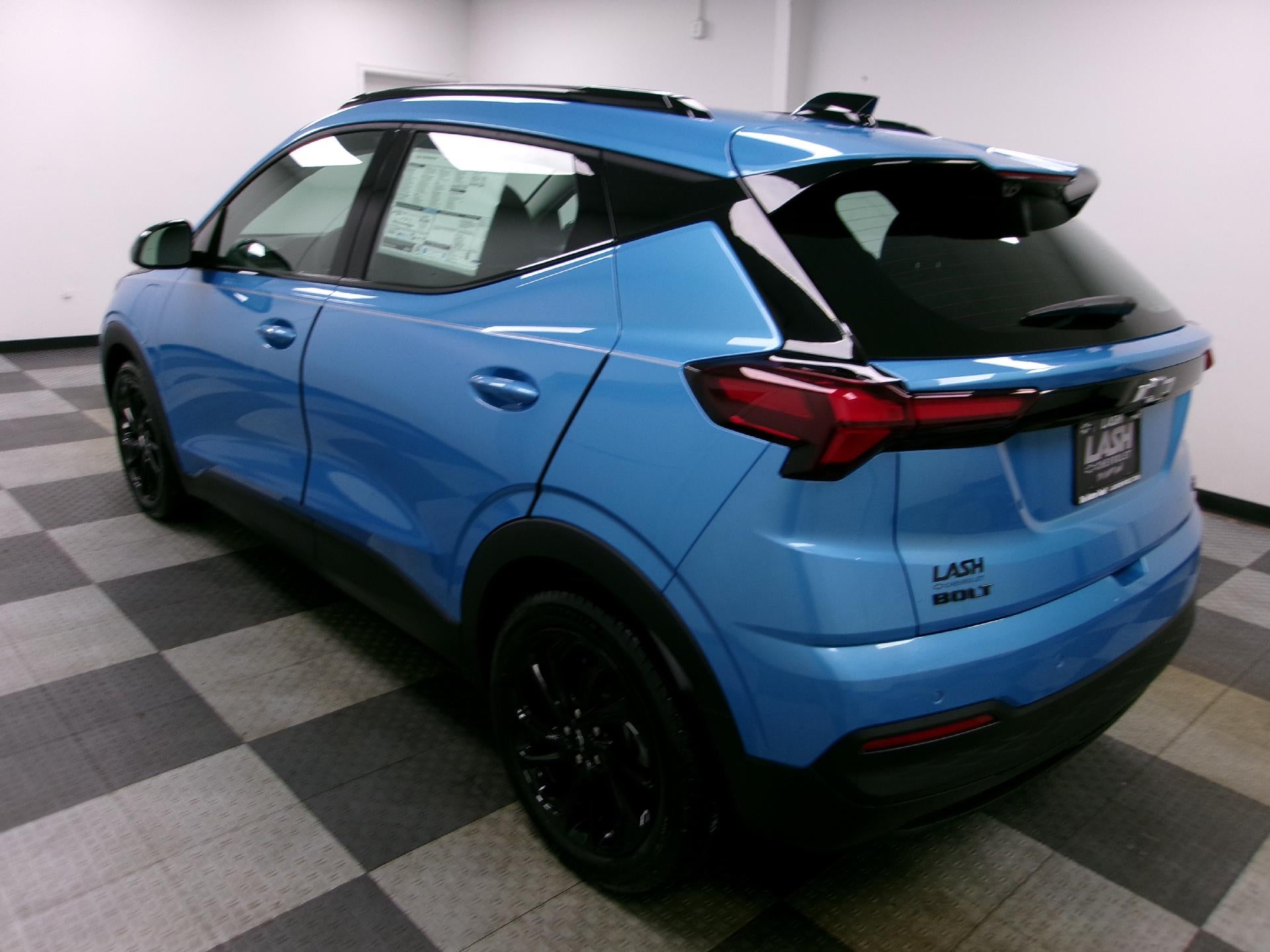 2027 Chevrolet Bolt FWD 4dr RS