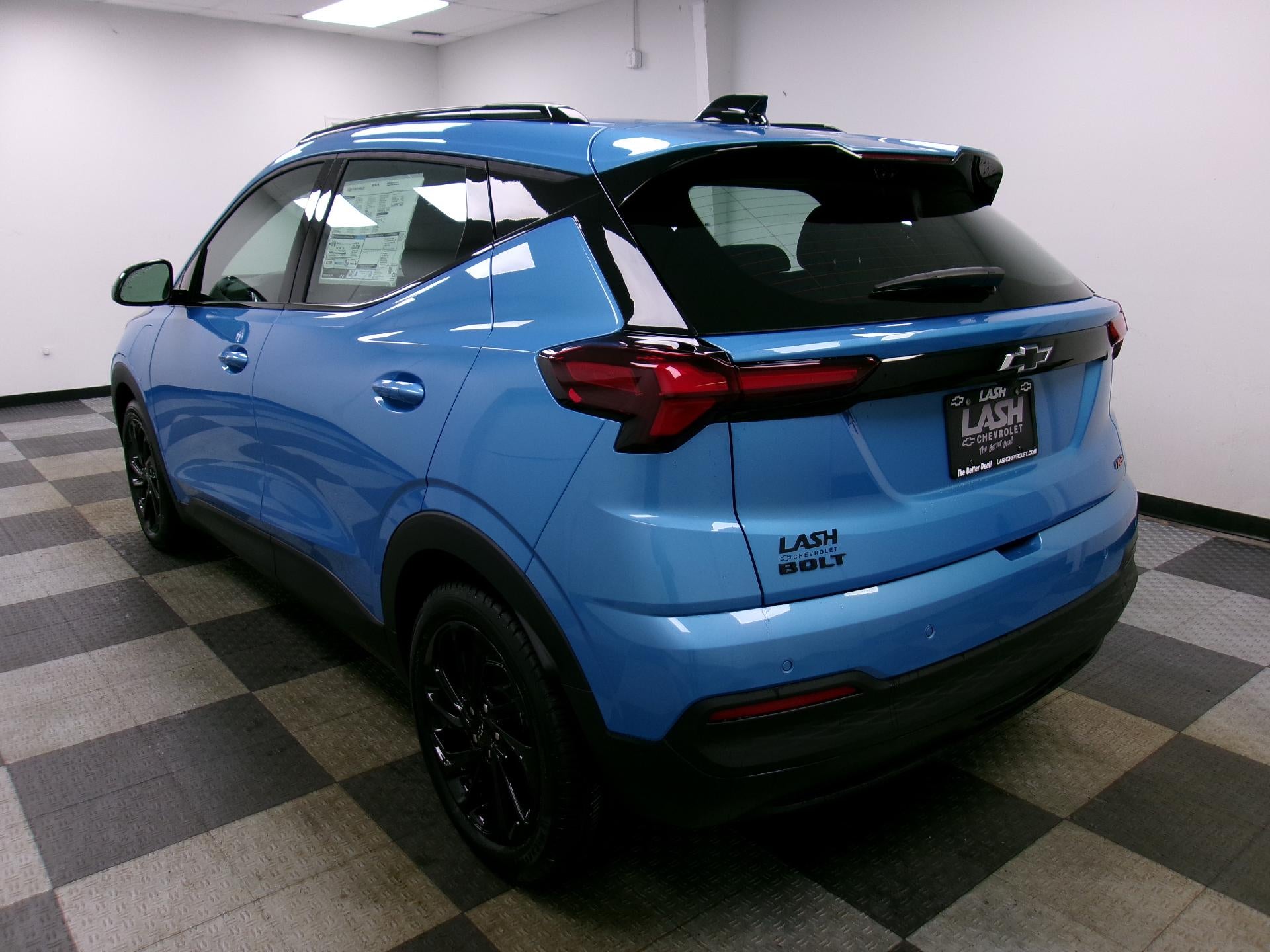 2027 Chevrolet Bolt FWD 4dr RS