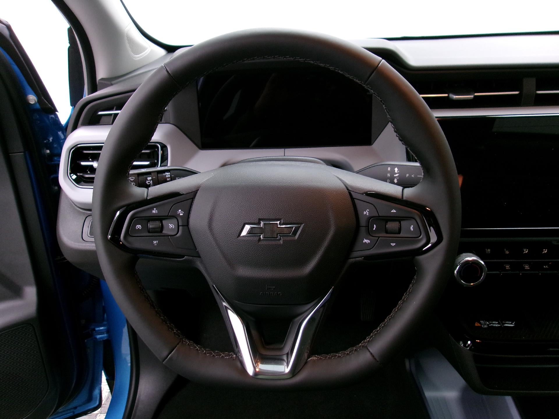 2027 Chevrolet Bolt FWD 4dr RS