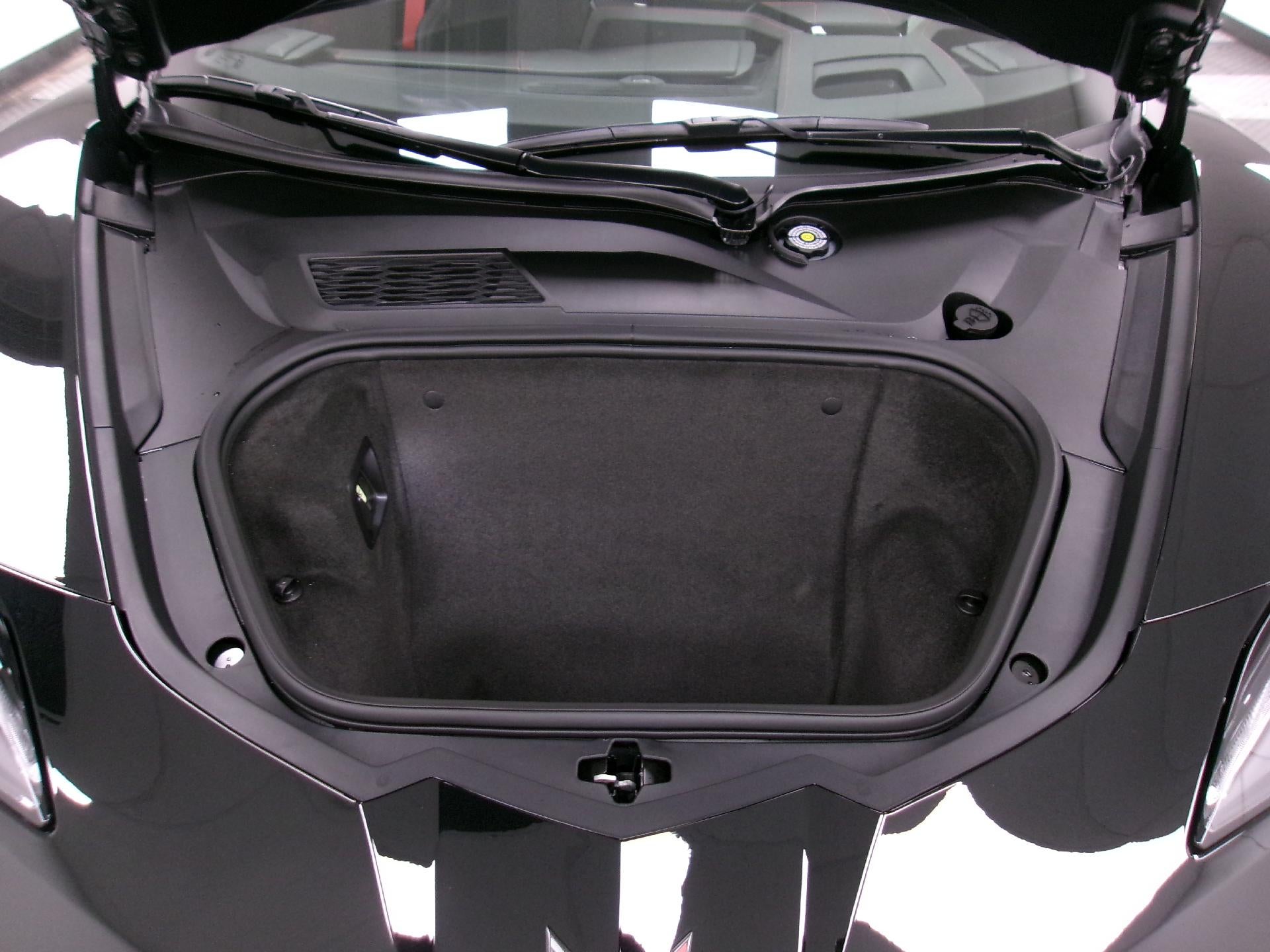 2027 Chevrolet Corvette 2LT - Photo 12