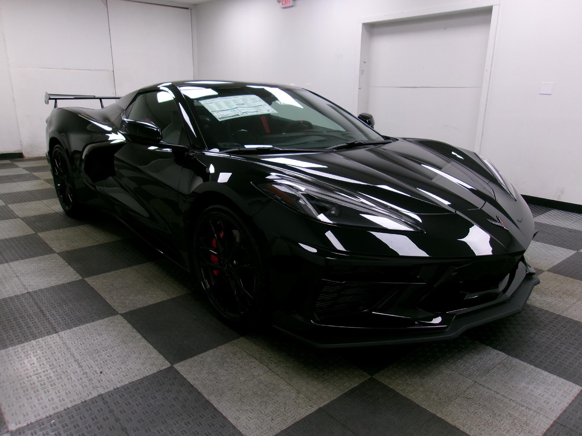 2027 Chevrolet Corvette 2LT - Photo 16