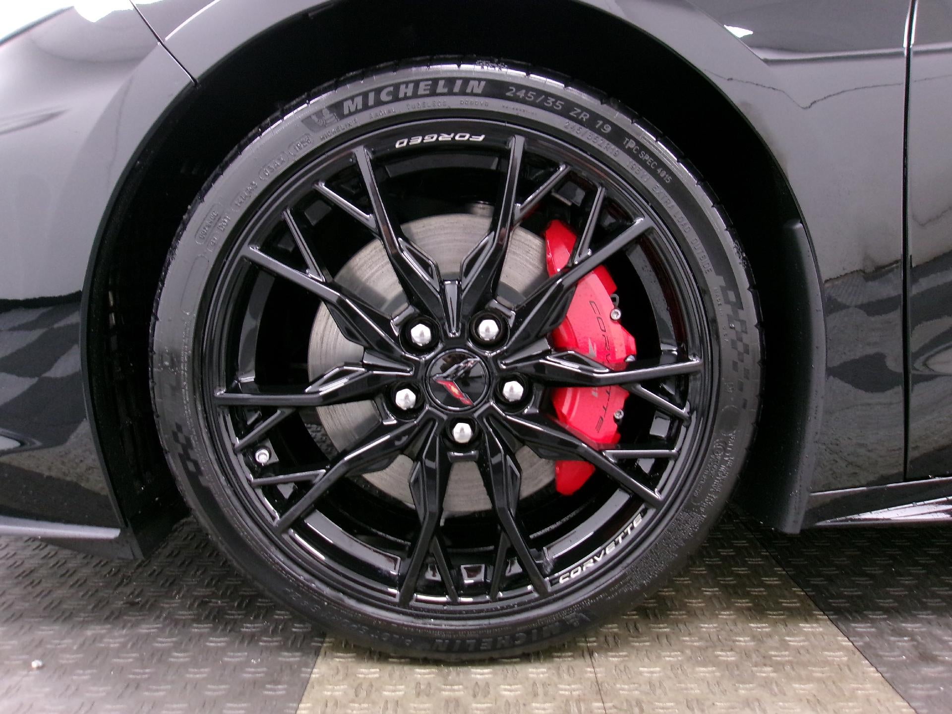 2027 Chevrolet Corvette 2LT - Photo 21