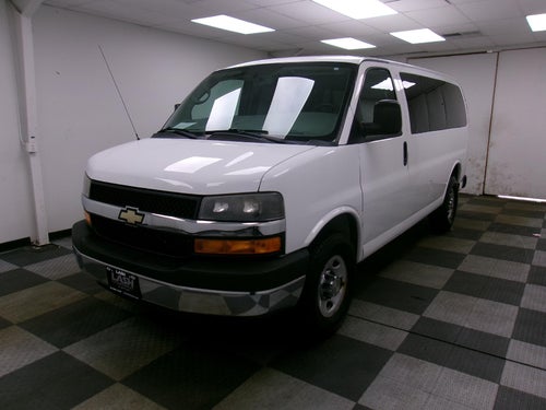 2013 Chevrolet Express Passenger 3500 3500 Regular Wheelbase Rear-Wheel Drive 1LT