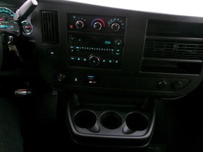 2013 Chevrolet Express Passenger 3500 3500 Regular Wheelbase Rear-Wheel Drive 1LT