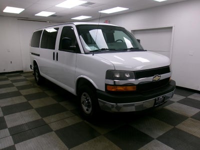 2013 Chevrolet Express Passenger 3500 3500 Regular Wheelbase Rear-Wheel Drive 1LT